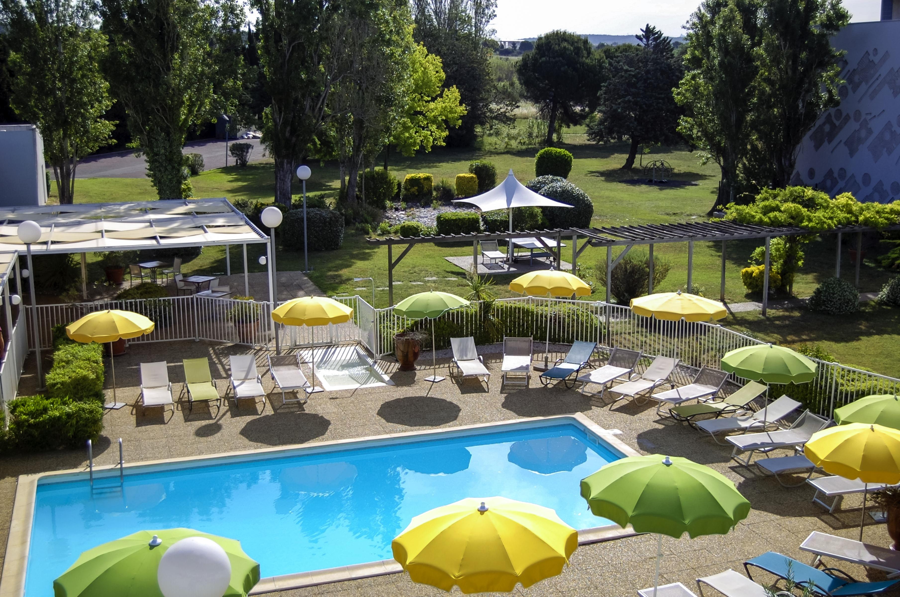 Hotel Ibis Styles Marseille Aeroport 3*