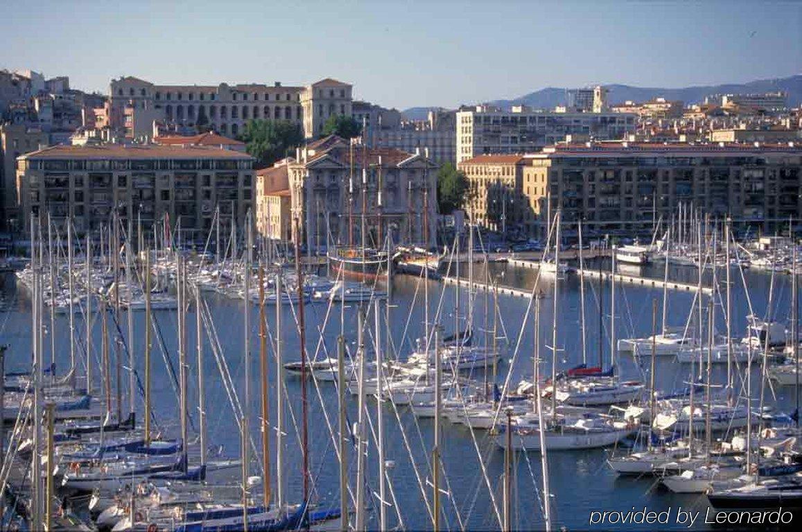 Ibis Styles Marseille Aeroport Hotel 3*