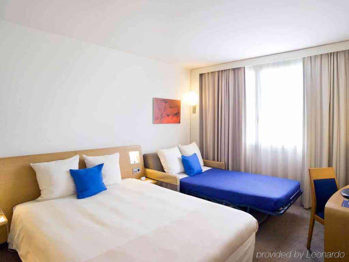 Ibis Styles Marseille Aeroport Hotel 3*